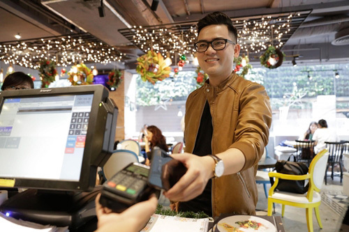 Người trẻ thành công, năng động chọn dùng điện thoại gì?