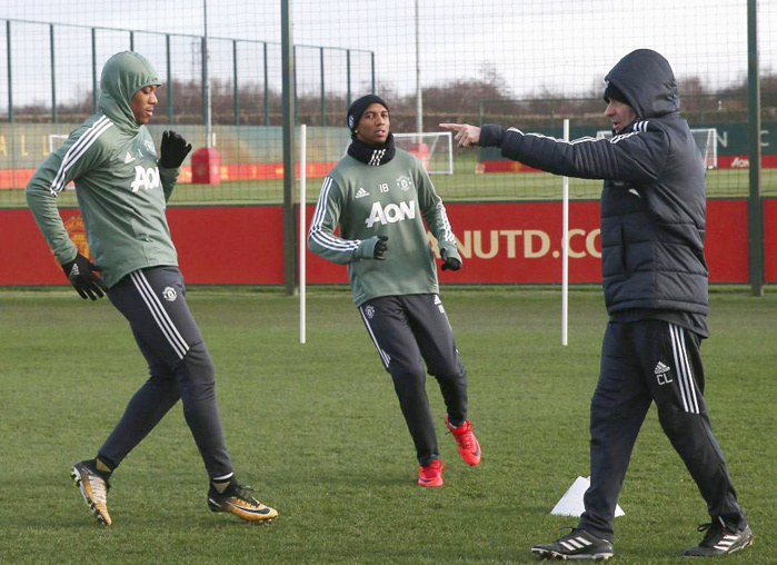 MU đón tin cực vui trước trận cuối cùng năm 2017