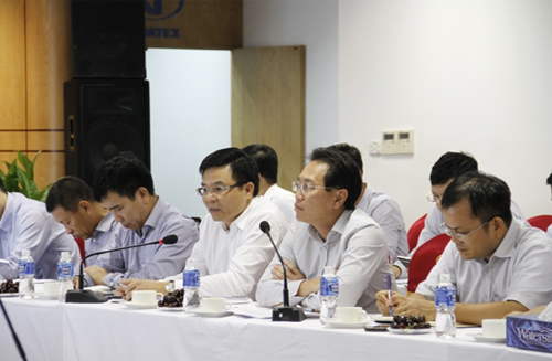 PVN - Vinatex bàn cách tiêu thụ xơ sợi