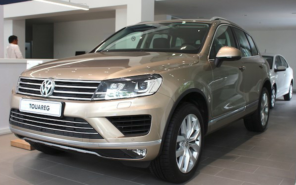 Đua nhau phá giá: Ô tô Đức giảm 390 triệu, xe Nhật giảm 300 triệu