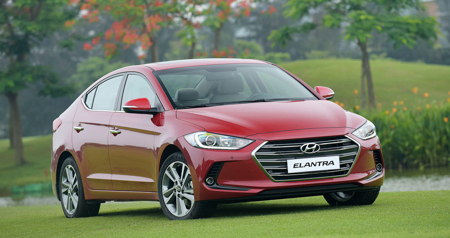 Ô tô đồng loạt giảm giá đầu năm 2018