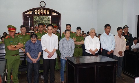 Bị cáo nổ súng khiến 16 người thương vong nhận án tử hình