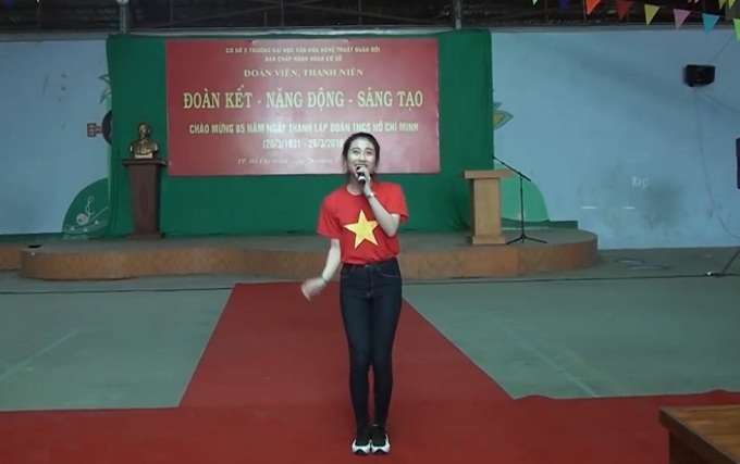 Thương hát đoàn