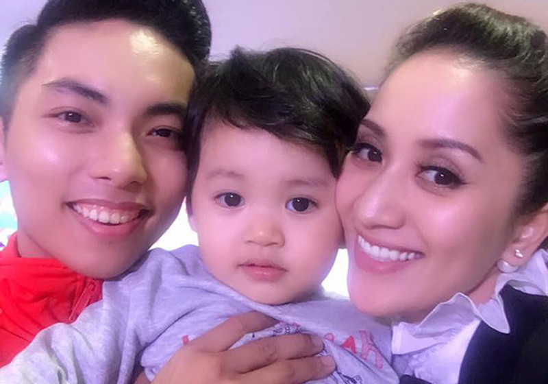 Khánh Thi sẽ sinh 3 con với ông xã kém 12 tuổi