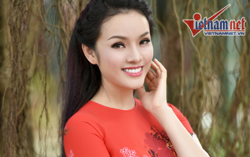 Tân Nhàn nói gì khi làm sếp Anh Thơ, Lan Anh?