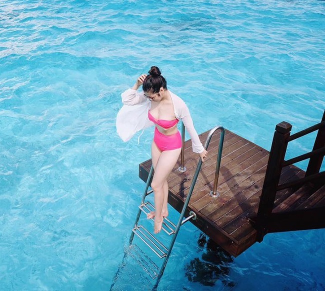 Ảnh áo tắm của 6 nữ biên tập viên VTV nóng bỏng