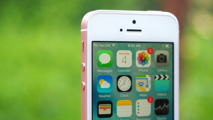 iPhone SE 2 dùng kính ở mặt lưng, hỗ trợ sạc không dây