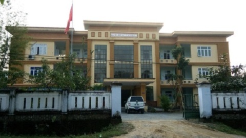 Huyện nghèo 'tiếp khách' hàng trăm triệu: Kỷ luật giám đốc