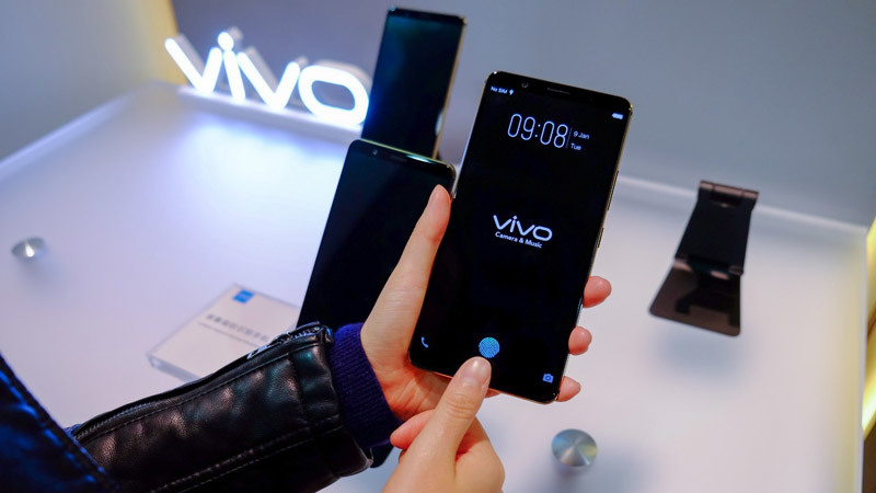 Cận cảnh smartphone tích hợp quét vân tay vào màn hình đầu tiên