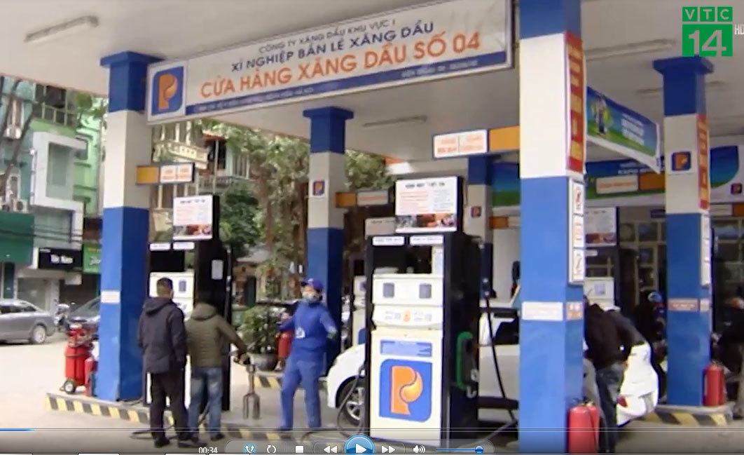 Hà Nội: Xe ô tô dung tích 70 lít, cây xăng đổ 80 lít mới đầy