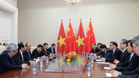 Việt - Trung tăng cường tin cậy kinh tế, thương mại lành mạnh