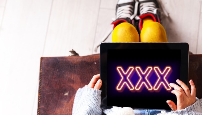 Google gỡ khẩn cấp 60 ứng dụng vì nguy cơ khiêu dâm