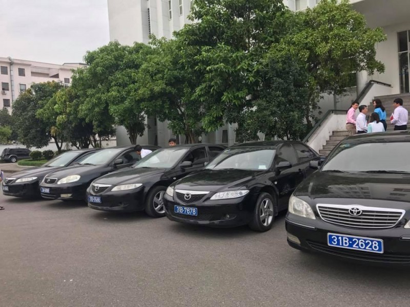 Toàn dân muốn mua xe biển xanh thanh lý ở đâu và thế nào?