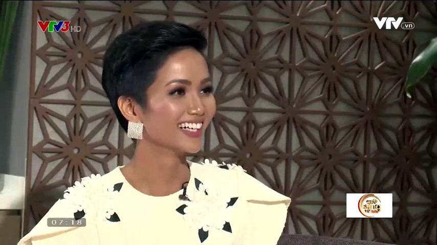 Hoa hậu H'Hen Niê nói về kỷ niệm nhớ đời lần đầu lên Sài Gòn