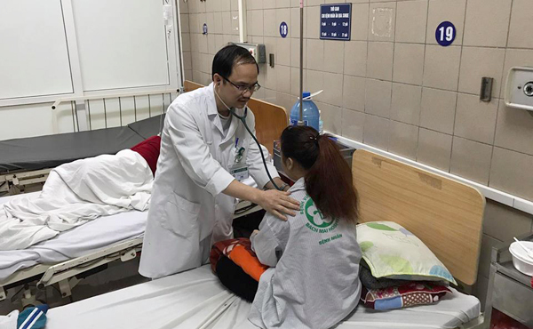 Thiếu nữ 16 tuổi hôn mê 5 ngày, mất trí nhớ vì 'đập đá'