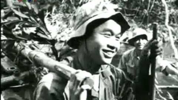 Có bao nhiêu người biết thời điểm nổ súng Tổng tiến công Tết Mậu Thân?