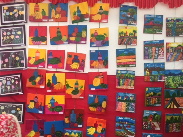 Môn Mỹ thuật lồng ghép hoạt động thực hành và thảo luận nghệ thuật