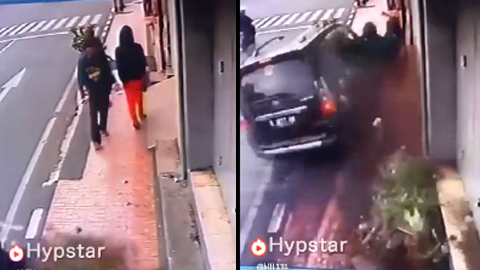 Đi bộ trên vỉa hè, 2 thanh niên vẫn bị ô tô đốn gục