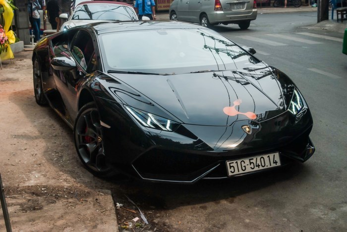 Bắt gặp Lamborghini Huracan 'độc nhất' Việt Nam giá hơn 20 tỷ đồng