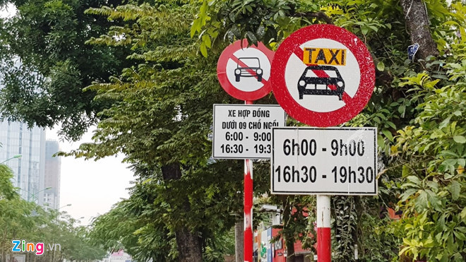 Hà Nội yêu cầu Uber, Grab công khai giá cước