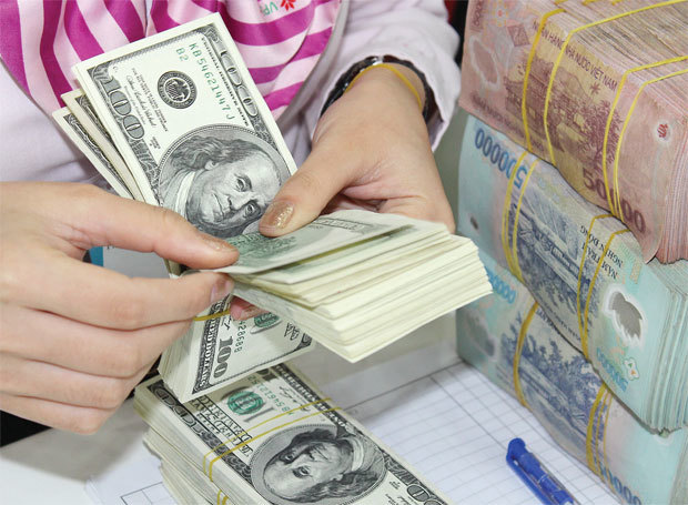 Tỷ giá ngoại tệ ngày 20/1: USD lao dốc sát đáy 3 năm