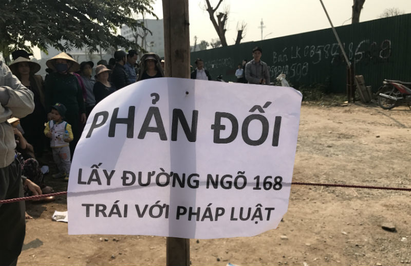 Chặn ngõ đi lấy đất xây đô thị: Dân bức xúc phản đổi