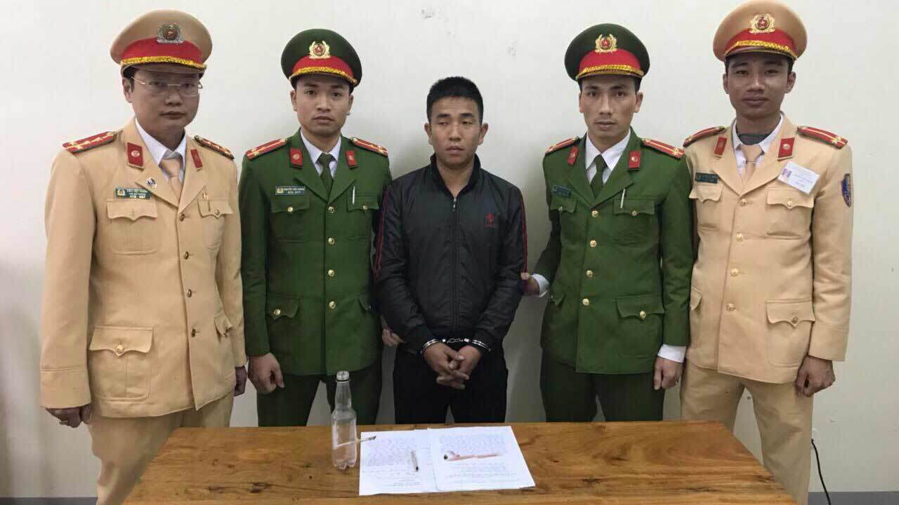 Tài xế xe tải phê ma túy, lái xe loạng choạng trên quốc lộ