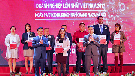 Môi trường kinh doanh cải thiện, Top 500 DN đạt thành tựu xuất sắc