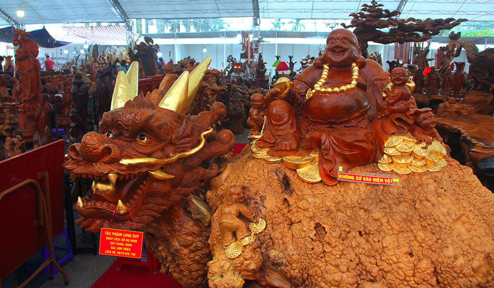 Tác phẩm Long quy