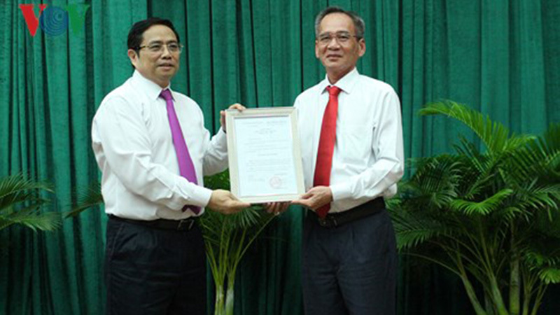 Ông Lữ Văn Hùng chính thức đảm nhiệm chức vụ Bí thư Hậu Giang