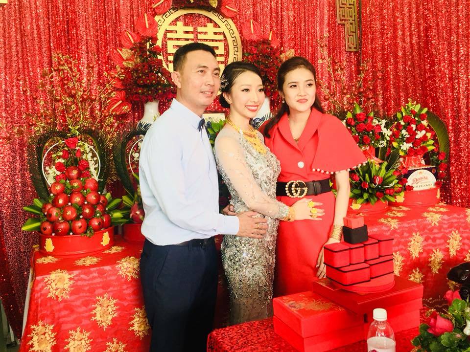 Đám cưới Hậu Giang, cô dâu đeo 1kg vàng