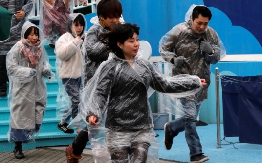 Tokyo lần đầu diễn tập ứng phó tên lửa Triều Tiên