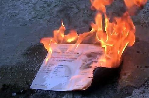 Cử nhân kinh tế đốt bằng đại học