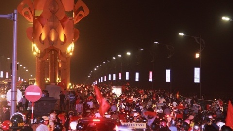 TP.HCM, Đà Nẵng thưởng nóng 3 tỷ đồng cho U23 Việt Nam