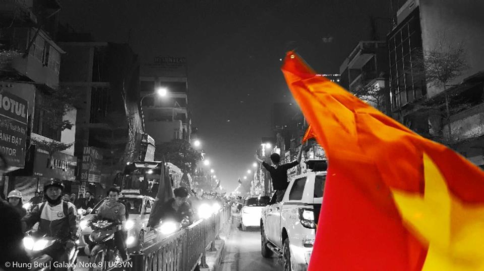 U23 thành hot trend, Facebook tắc nghẽn vì Việt Nam chiến thắng