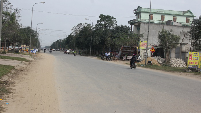 Hà Tĩnh: Phó phòng tư pháp bị đâm