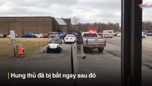 Xả súng ở trường trung học, 2 học sinh thiệt mạng