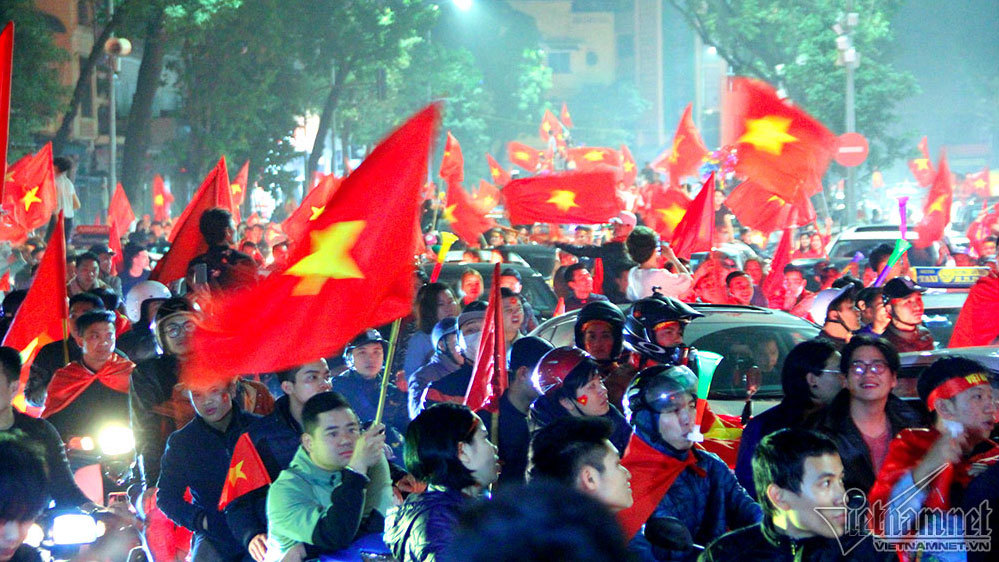 Làm việc với ĐSQ TQ để hỗ trợ cấp phép bay cổ vũ U23 Việt Nam