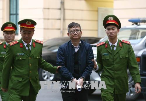 Đinh Mạnh Thắng môi giới cuộc gặp, 'ẵm' 5 tỷ đồng