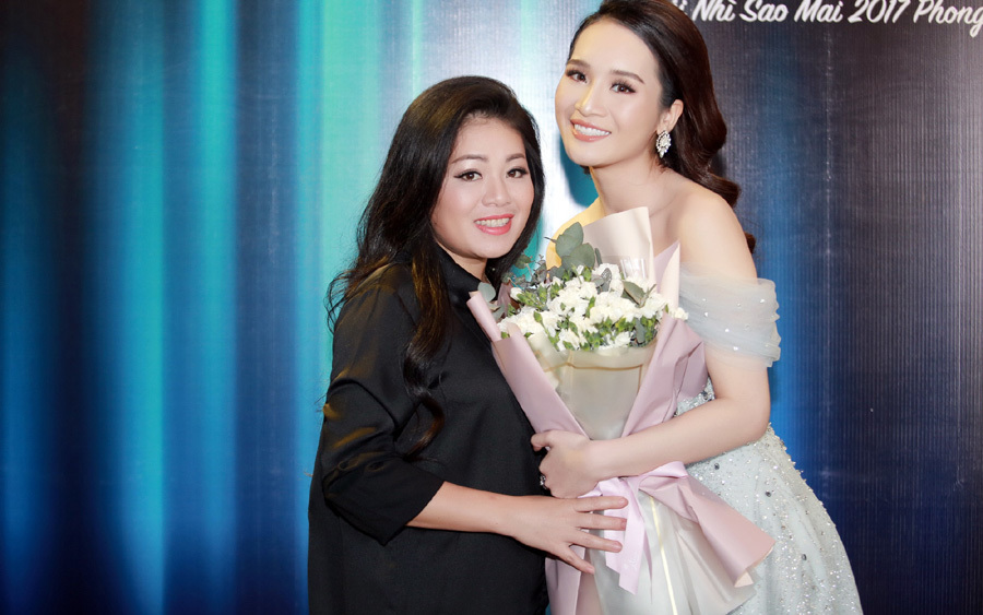 Anh Thơ đến cổ vũ Á quân Sao Mai ra MV