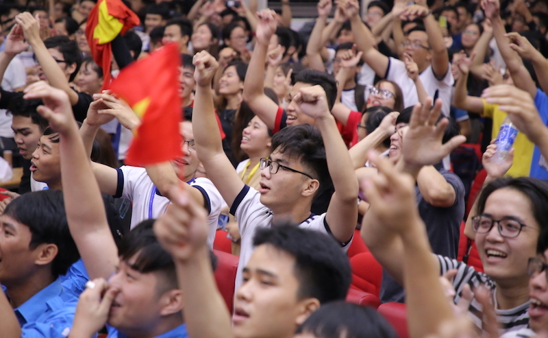 Trường đại học dời lịch thi, cho SV nghỉ học vì U23 Việt Nam đá chung kết