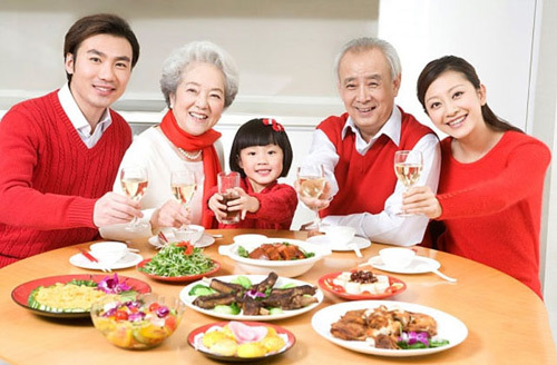 Chế độ ăn ngày Tết cho người viêm đại tràng