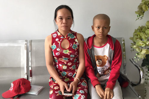 Cô bé ung thư xương đùi và ước mơ giản dị