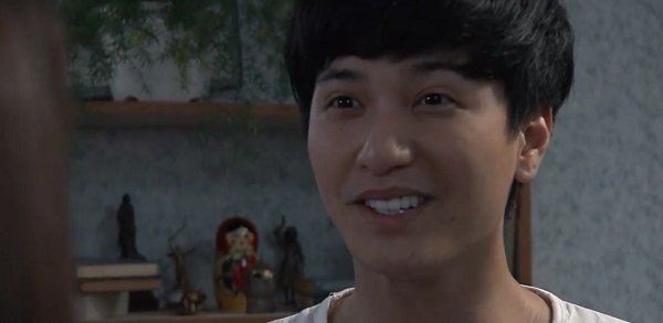 ‘Tình khúc bạch dương’ tập 2: Hùng trở thành hotboy ở Liên Xô