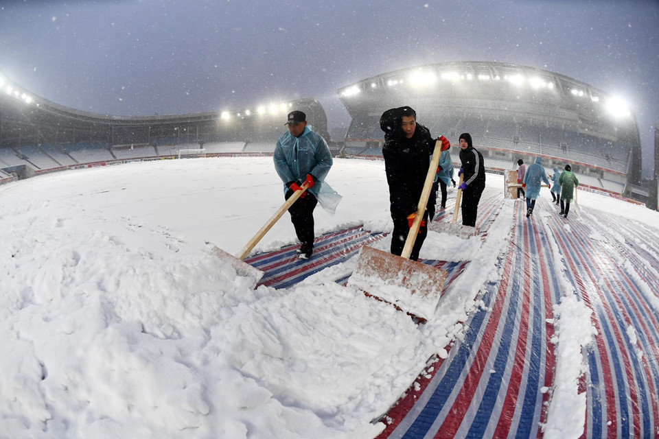 U23 Việt Nam có giầy mới, không ngán mưa tuyết