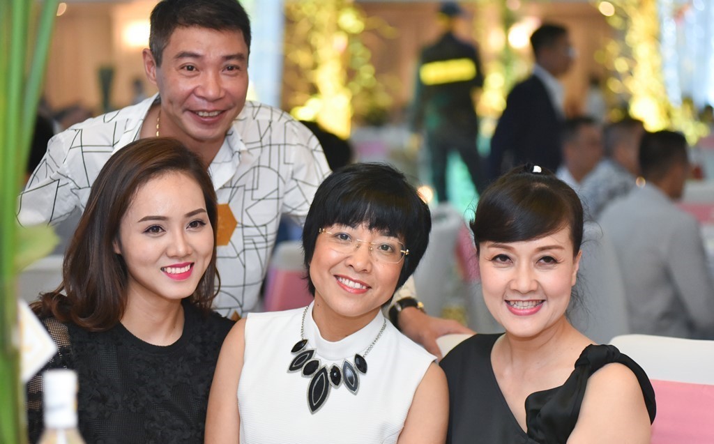 MC Thảo Vân, Công Lý sẽ 'bung lụa' sau trận chung kết của U23 Việt Nam