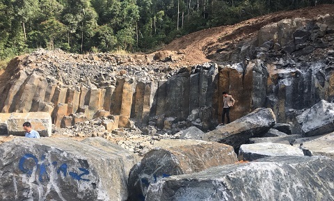 Chưa được cấp phép vẫn nổ mìn gây chết người