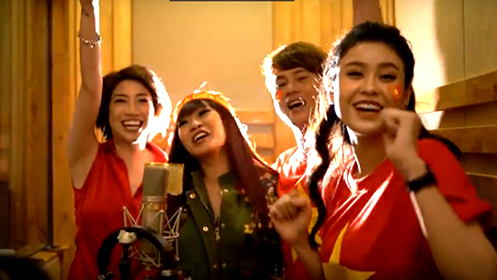 Sao Việt quay MV cực vui cổ vũ U23 Việt Nam