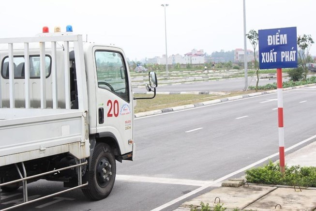 Học lái xe nâng hạng, hồ sơ cần bằng cấp thế nào?