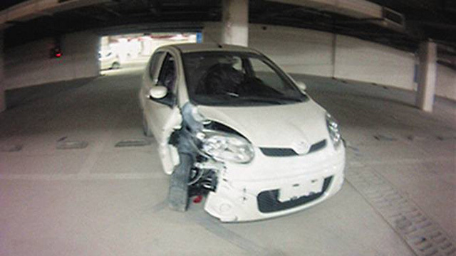 Bài học cho đại lý, xưởng dịch vụ để chìa trong xe ô tô không khoá